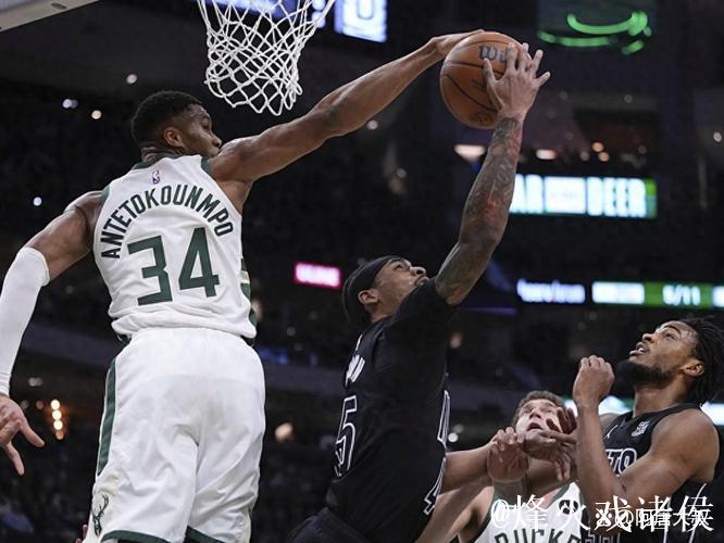 下半场逆转 雄鹿结束连败